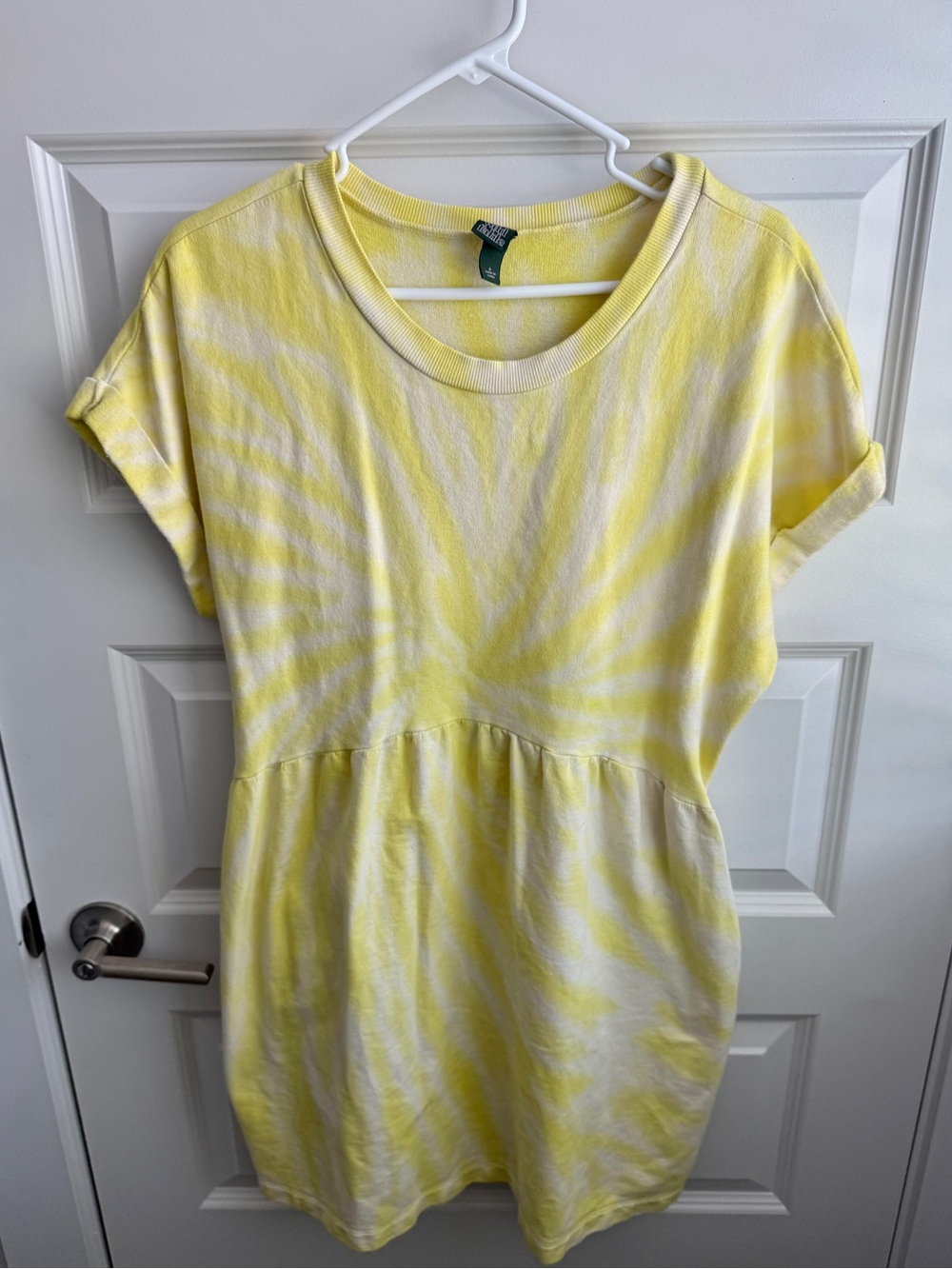 Wild Fable Yellow Tie-Dye Babydoll Tee Dress with Pockets Size Small 100% Cotton